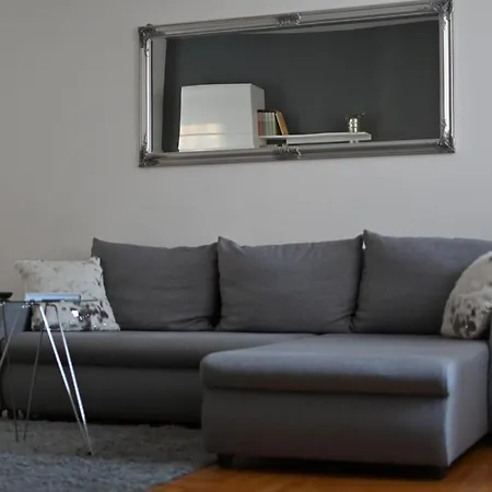 New Apartment Cristal In The City Centre Novi Sad Exterior photo
