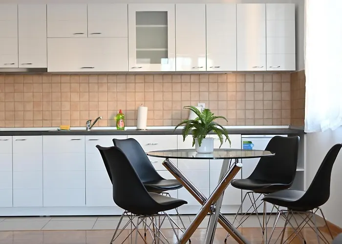 New Apartment Cristal In The City Centre